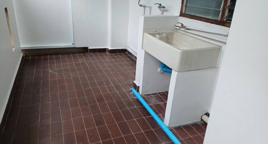 For rent 1 bed apartment in Sathon, Bangkok