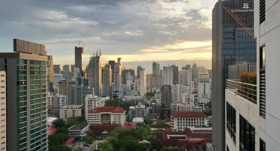 Condo en alquiler de 1 habitaciones en Watthana, Bangkok