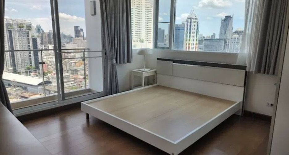 For rent 2 bedrooms condo in Ratchathewi, Bangkok