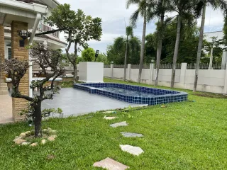 For rent 5 bedrooms house in Bang Na, Bangkok