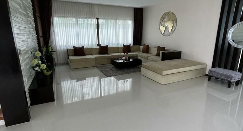 For rent 2 bedrooms villa in Kathu, Phuket