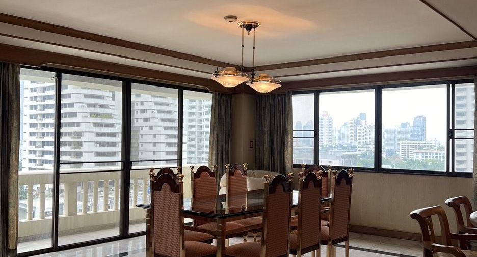 À louer 2 chambres condo à Watthana, Bangkok