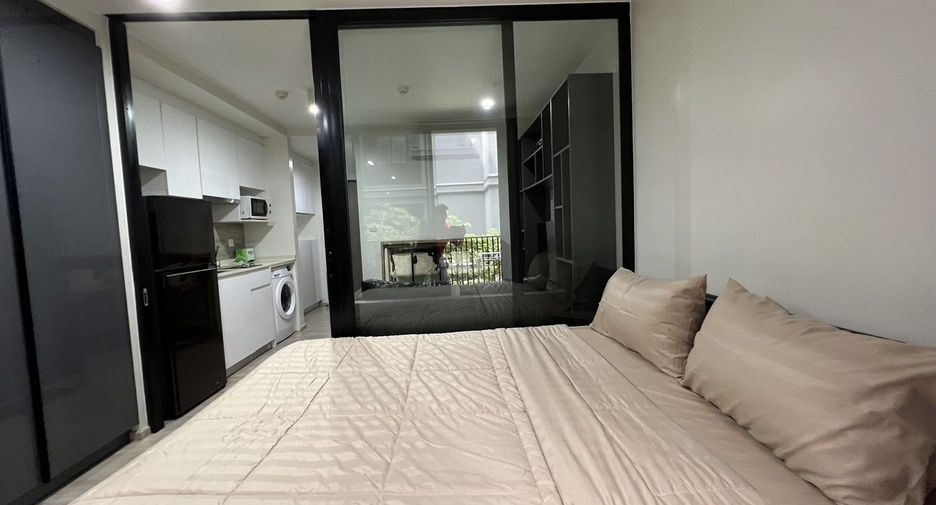 For rent studio condo in Khlong Toei, Bangkok