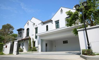 For rent 5 bedrooms condo in Saphan Sung, Bangkok
