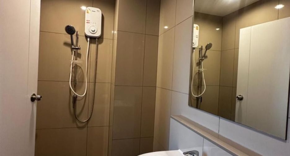 Wohnung zur Miete mit 1 Zimmer in Bang Kapi, Bangkok