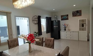 Haus zur Miete mit 3 Zimmer in Mueang Phuket, Phuket