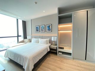For rent 2 bedrooms condo in Sathon, Bangkok