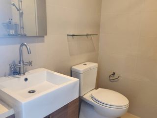 Продажа 1 кровать кондо в Кхлонг Сан, Бангкок