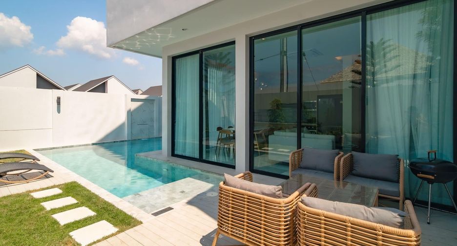 For sale and for rent 4 bedrooms villa in Thalang, Phuket