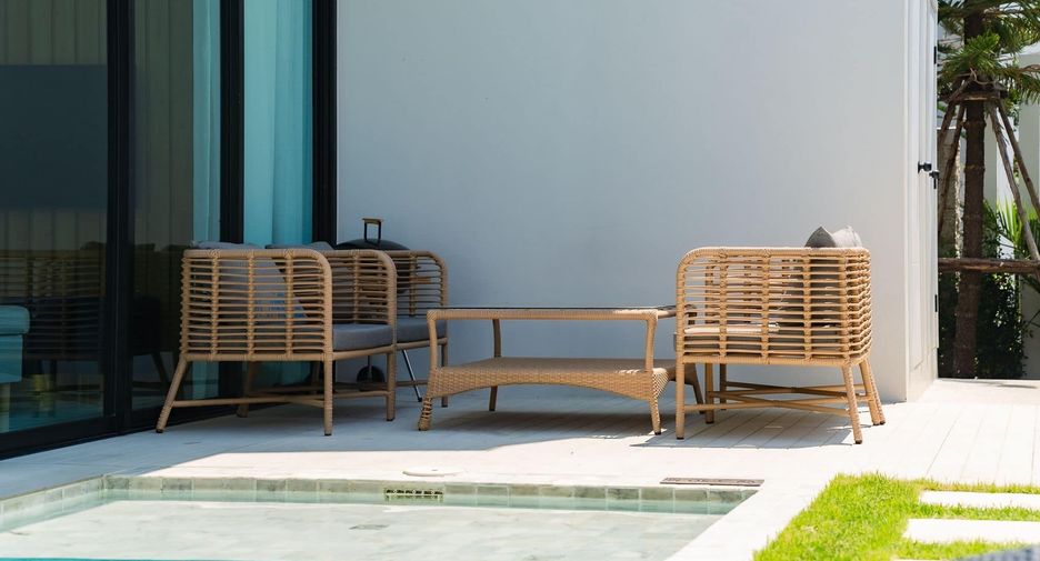 For sale and for rent 4 bedrooms villa in Thalang, Phuket