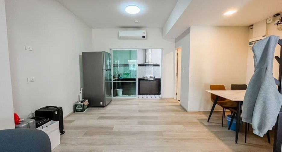 For rent 2 bedrooms townhouse in Prawet, Bangkok