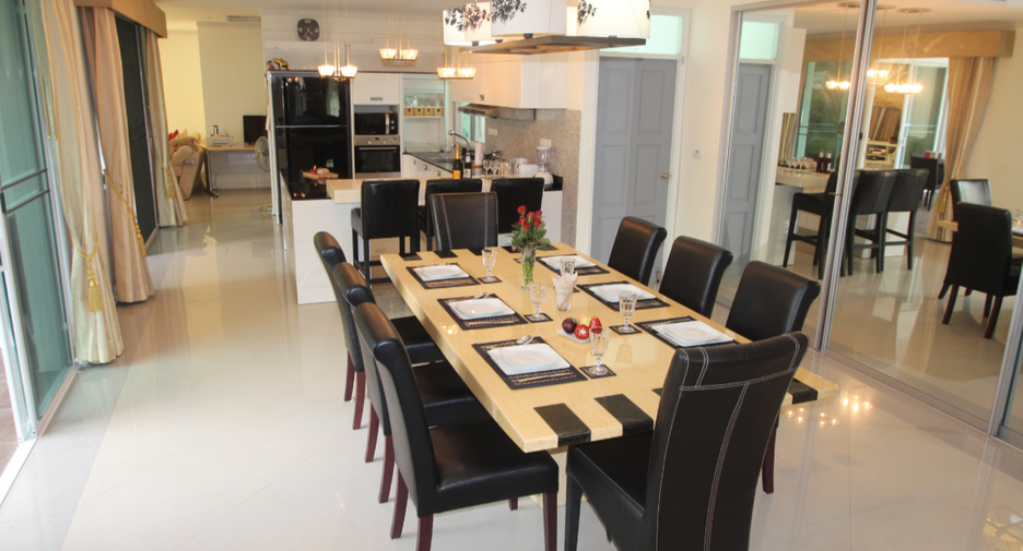 For sale 6 ベッドルーム villa in Kathu, Phuket