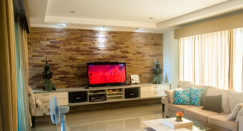 For sale 6 ベッドルーム villa in Kathu, Phuket