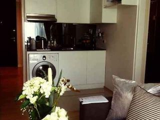 For rent 2 bedrooms condo in Pathum Wan, Bangkok