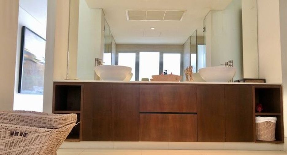 For sale 3 bedrooms condo in Thalang, Phuket