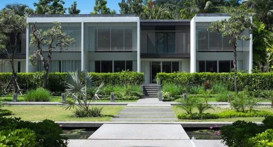 For sale 3 bedrooms condo in Thalang, Phuket