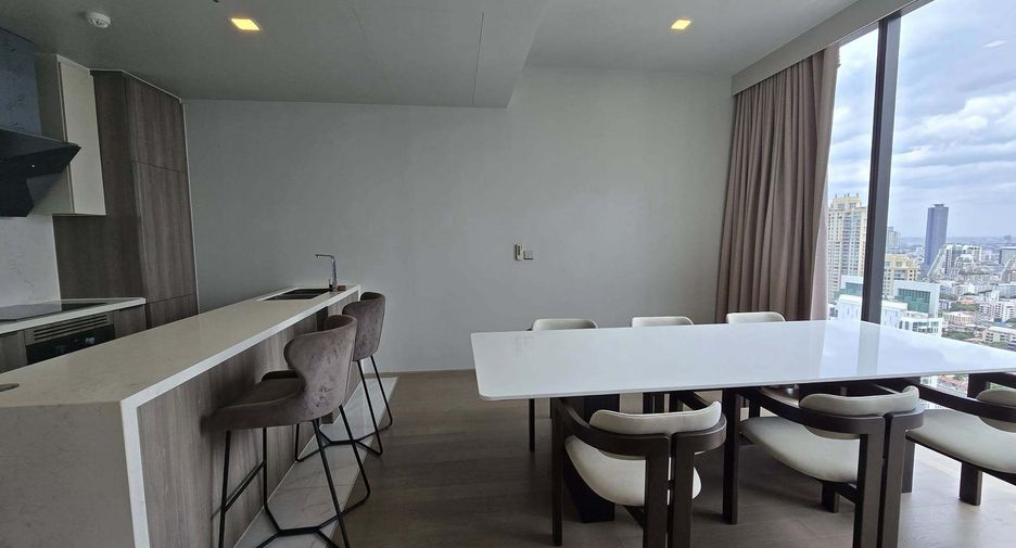 Wohnung zur Miete mit 3 Zimmer in Khlong Toei, Bangkok