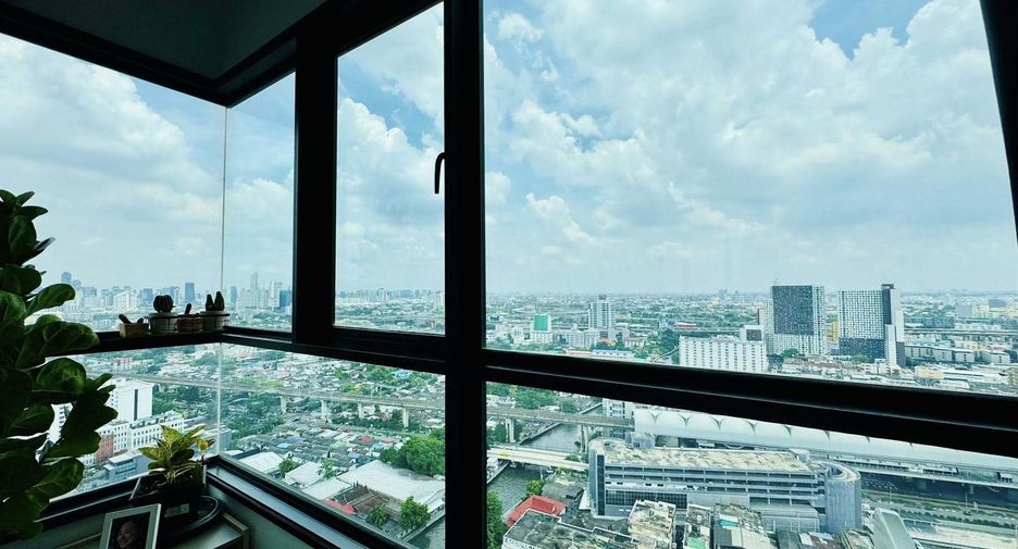 Condo en venta de 2 habitaciones en Watthana, Bangkok