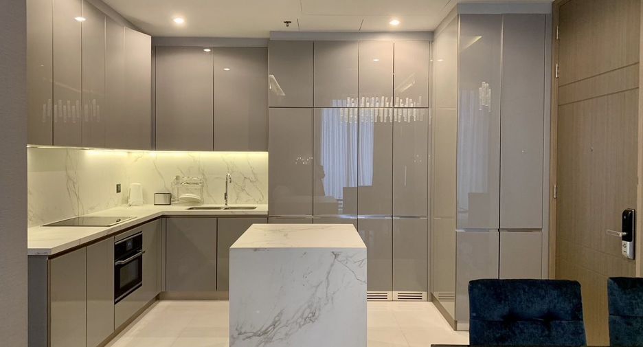 For rent 2 bedrooms condo in Watthana, Bangkok