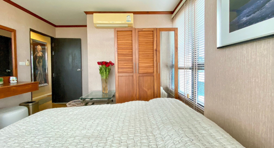 For sale 2 bedrooms condo in Mueang Phuket, Phuket