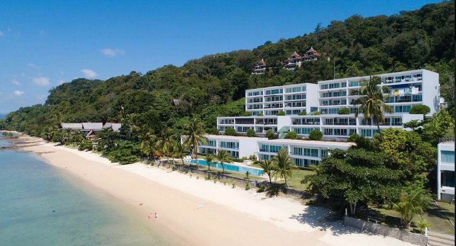For rent 3 bedrooms condo 