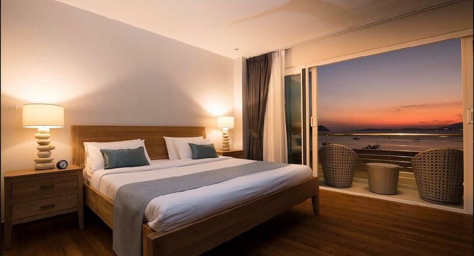 For rent 3 bedrooms condo 