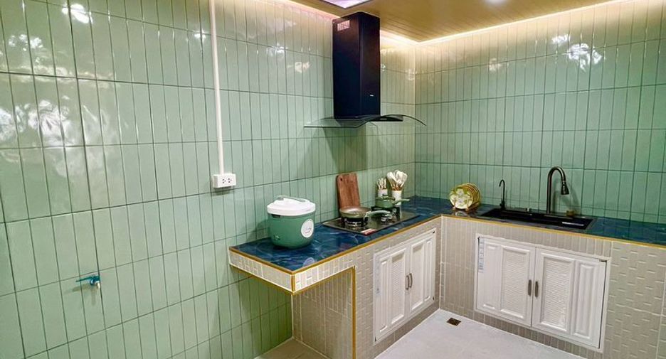 For sale 2 bedrooms townhouse in Min Buri, Bangkok