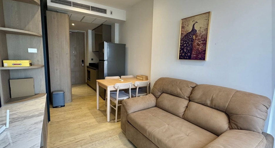 For rent 1 bed condo in Huai Khwang, Bangkok