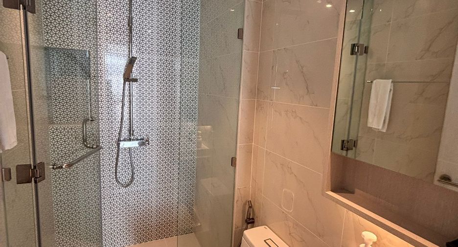 For rent 2 bedrooms condo in Thalang, Phuket