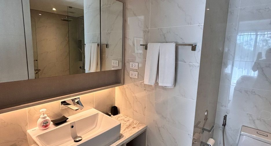 For rent 2 bedrooms condo in Thalang, Phuket