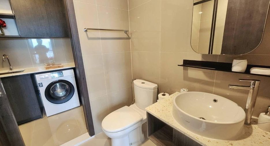 Продажа и аренда 1 кровать кондо в Хуаи Кхщанг, Бангкок