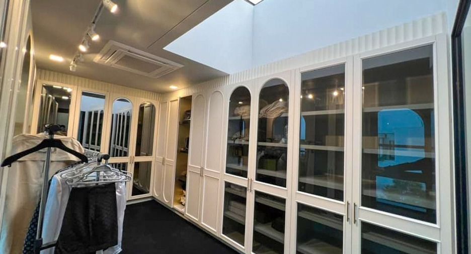 Haus zum Kauf mit 5 Zimmer in Saphan Sung, Bangkok