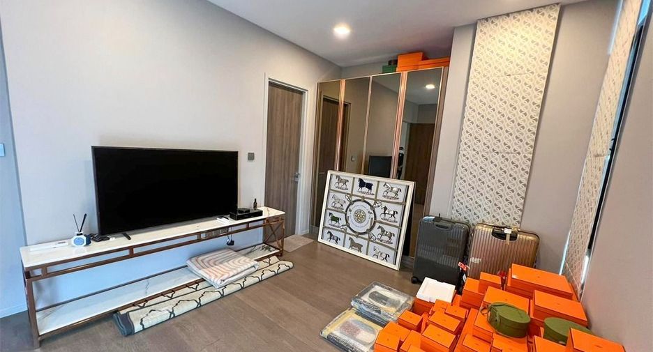 Haus zum Kauf mit 5 Zimmer in Saphan Sung, Bangkok