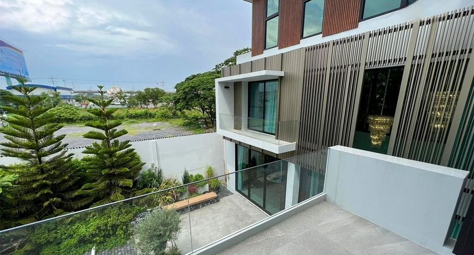 Haus zum Kauf mit 5 Zimmer in Saphan Sung, Bangkok