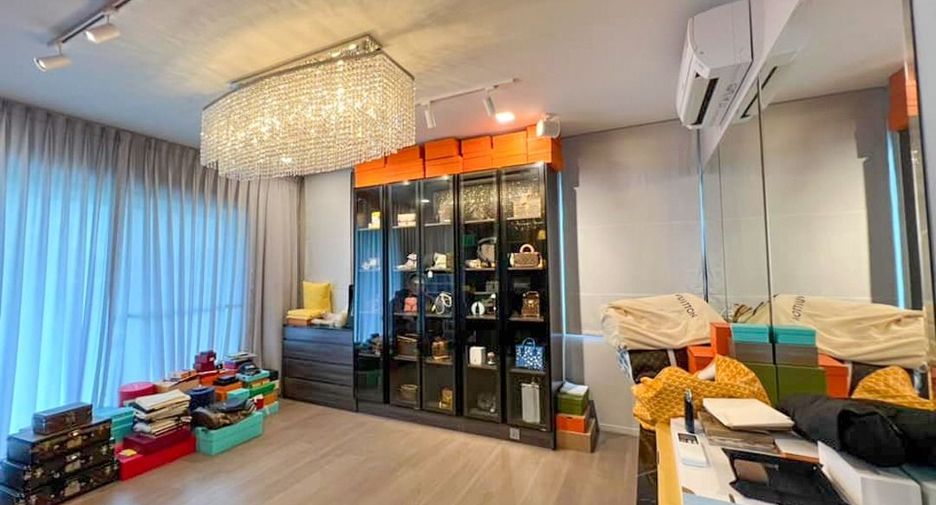 Haus zum Kauf mit 5 Zimmer in Saphan Sung, Bangkok