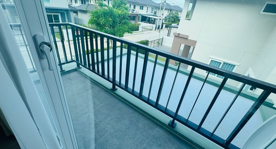 Casa en venta y en alquiler de 4 habitaciones en Mueang Phuket, Phuket