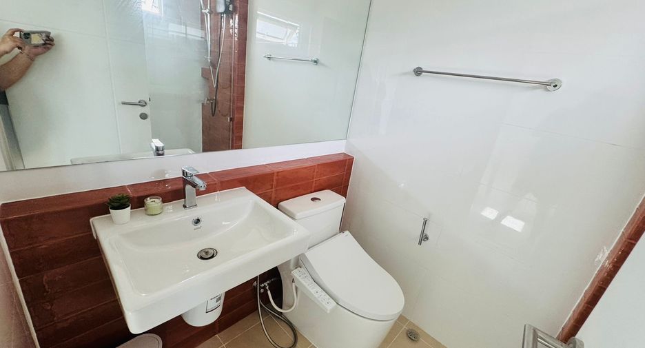 Casa en venta y en alquiler de 4 habitaciones en Mueang Phuket, Phuket