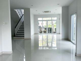 For sale 4 bedrooms house in Thawi Watthana, Bangkok