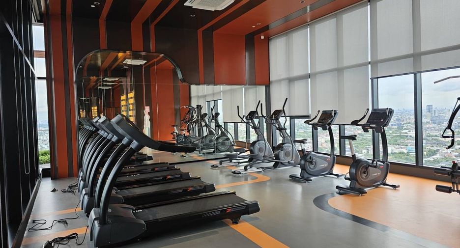 For rent studio condo in Mueang Samut Prakan, Samut Prakan