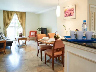 For rent 2 bedrooms condo in Sathon, Bangkok