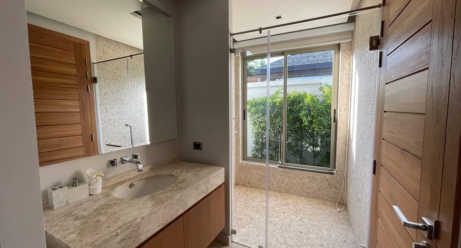 Villa en alquiler de 4 habitaciones en Thalang, Phuket