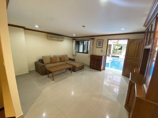 Apartment zur Miete mit 2 Zimmer in Watthana, Bangkok