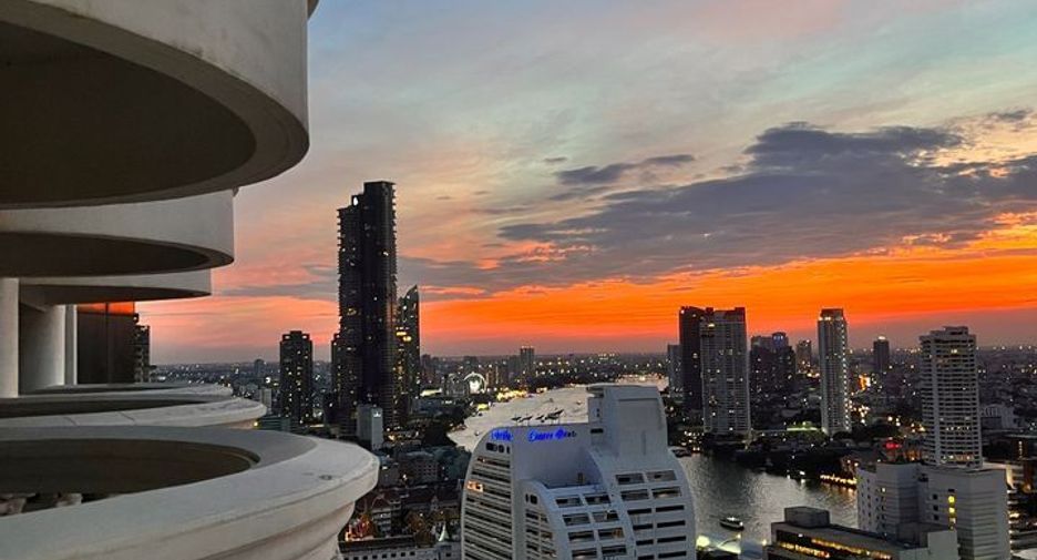 Wohnung zur Miete mit 1 Zimmer in Bang Rak, Bangkok