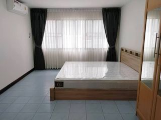 出租 1 卧室 公寓 在 Khlong San, 曼谷