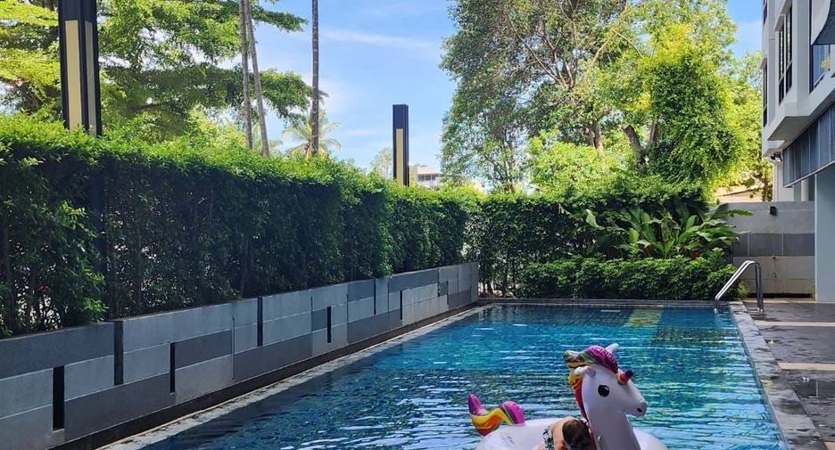 For rent 2 bedrooms condo in Mueang Phuket, Phuket