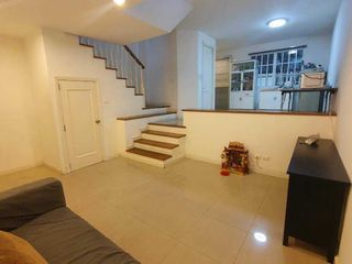For sale and for rent 3 bedrooms townhouse in Bang Kapi, Bangkok