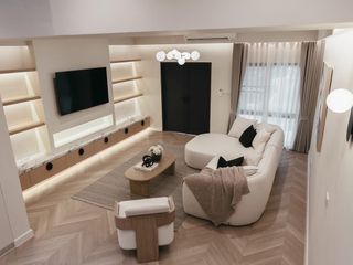 For sale そして for rent 5 ベッドルーム townhouse in Khlong Toei, Bangkok