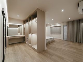 For sale そして for rent 5 ベッドルーム townhouse in Khlong Toei, Bangkok