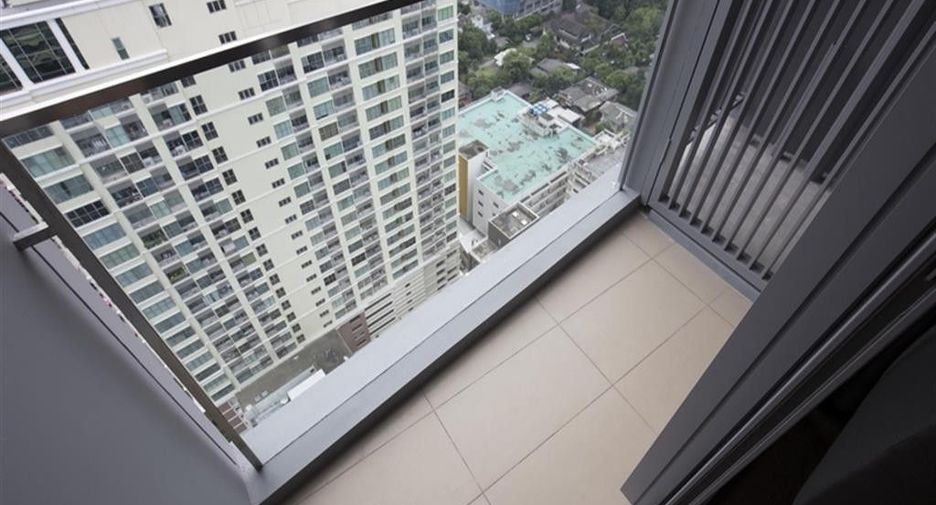 Condo en alquiler de 1 habitaciones en Pathum Wan, Bangkok