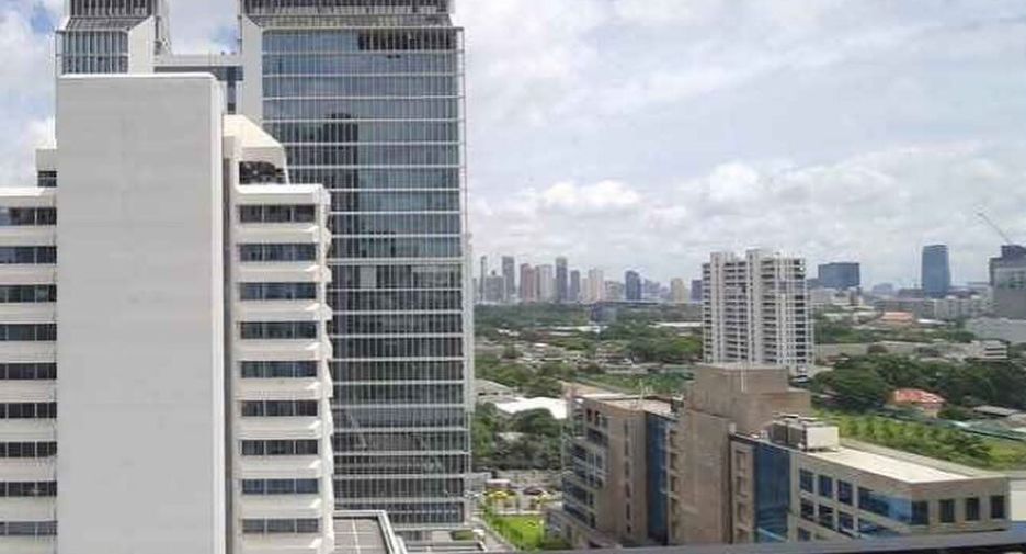 À louer 2 chambres condo à Pathum Wan, Bangkok